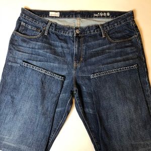 Women’s 1969 Gap sexy boyfriend jeans